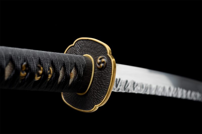 Katana Shinkurai (真暗雷) – Trueno Oscuro