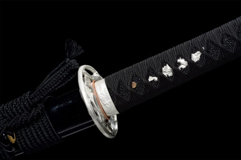 Katana Yamizuki (闇月) – Luna Oscura